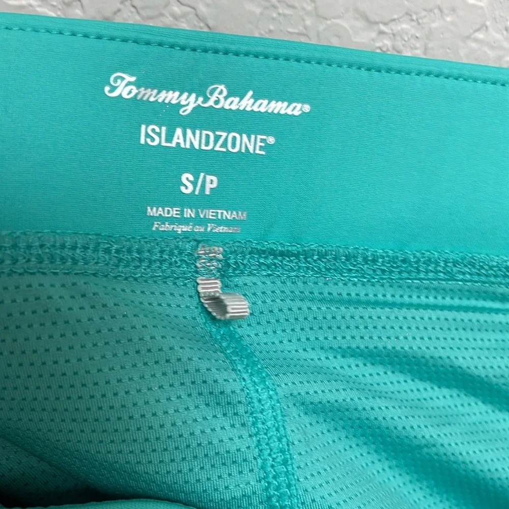Tommy Bahama Women’s Active Golf Upf 50 Golf Skort Skirt - Picture 7 of 9